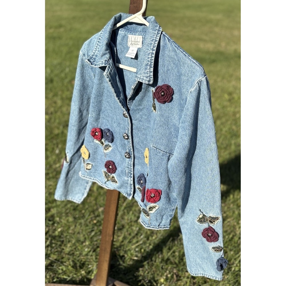Vtg Blue Jean Denim Jacket with Floral Embroidery Size M Boho Hippie Buttons - Picture 2 of 14